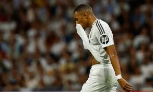 Trung vệ tuyển Pháp: 'Mbappe không có cuộc sống thực sự'